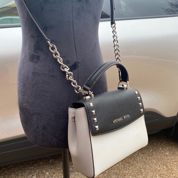 Michael Kors Karla mini convertible crossbody bag - Picture 4 of 13